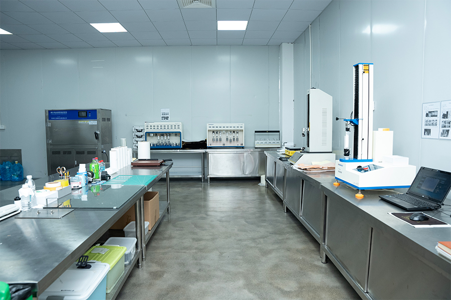 Film blanc nacré laminé en B