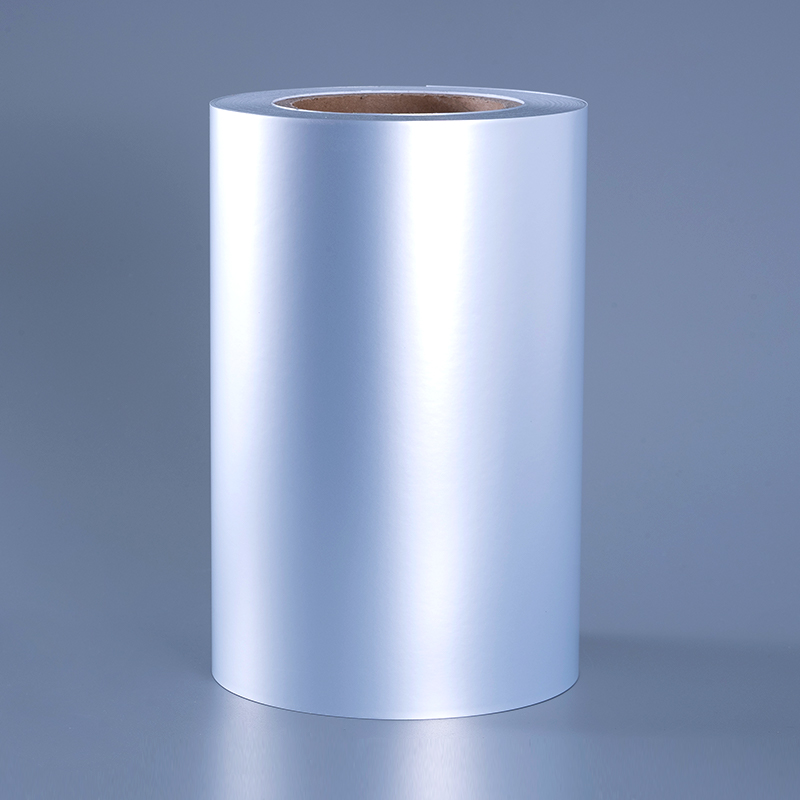 Film polyester argent mat de qualité supérieure 50 microns, film auto-adhésif avec solvant adhésif acrylique, résistant à l'alcool et aux hautes températures.