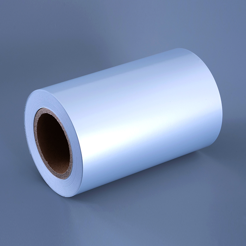 Film polyester argent mat de qualité supérieure 50 microns, film auto-adhésif avec solvant adhésif acrylique, résistant à l'alcool et aux hautes températures.