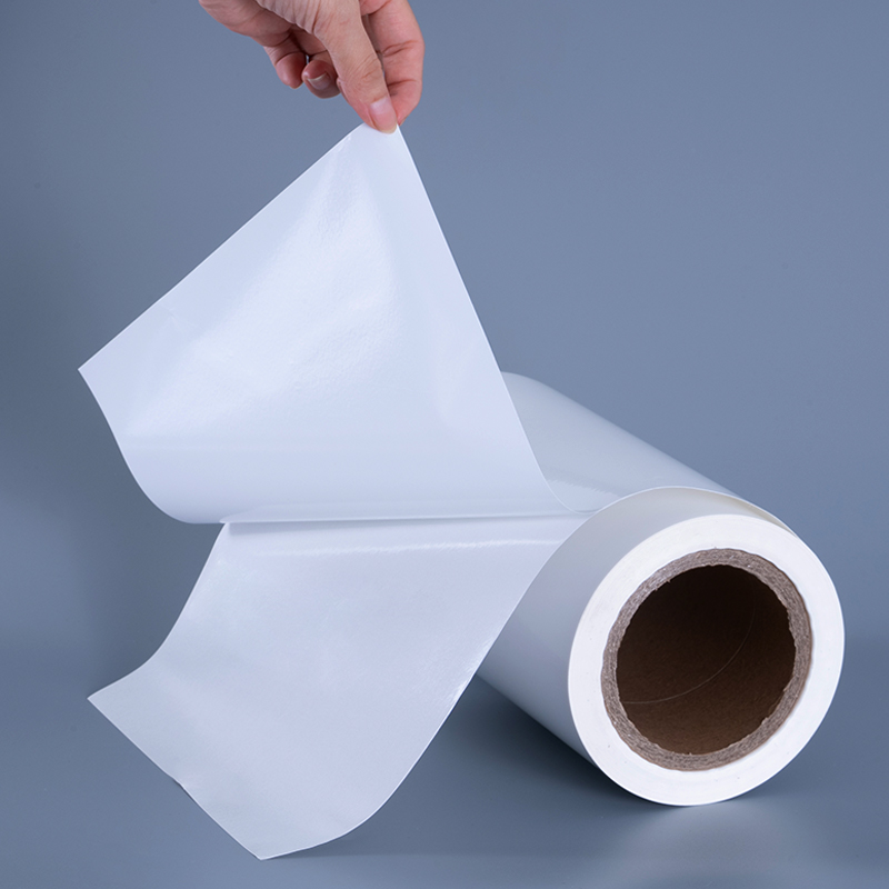 Matériaux d'étiquette de film vinyle PET brillant 25mic avec rouleau géant adhésif acrylique pour impression à jet d'encre